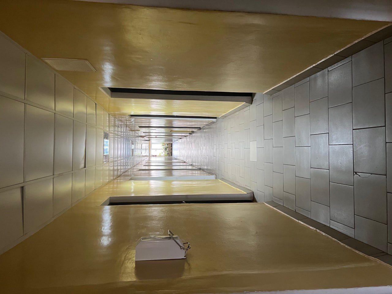 Accommodation corridor
