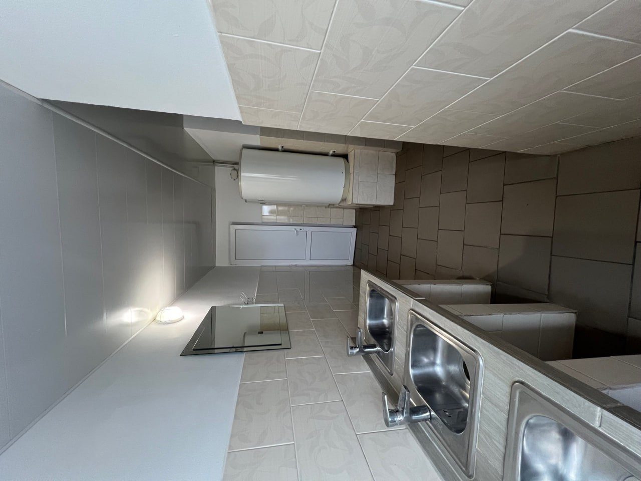 Bathroom / shower facilities